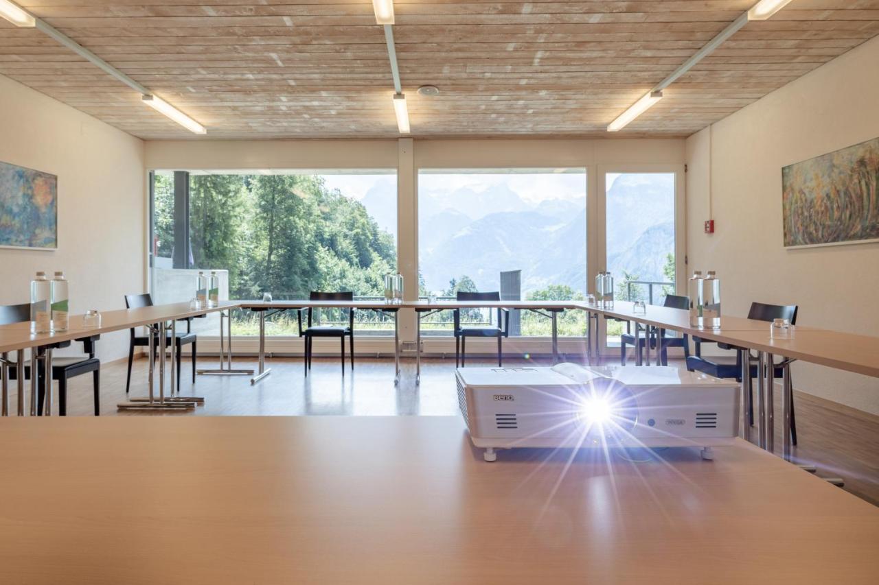 Mattli Uebernachtung Fruehstueck Hotel *
