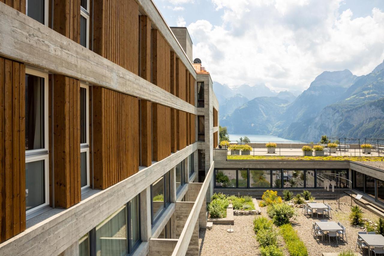 Mattli Uebernachtung Fruehstueck Hotel